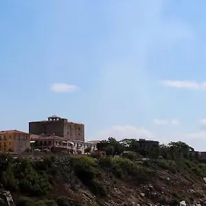 https://piombino-home.it-tuscanyhotel.com